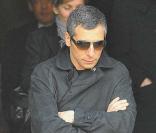 Nagui à la sortie de l'église