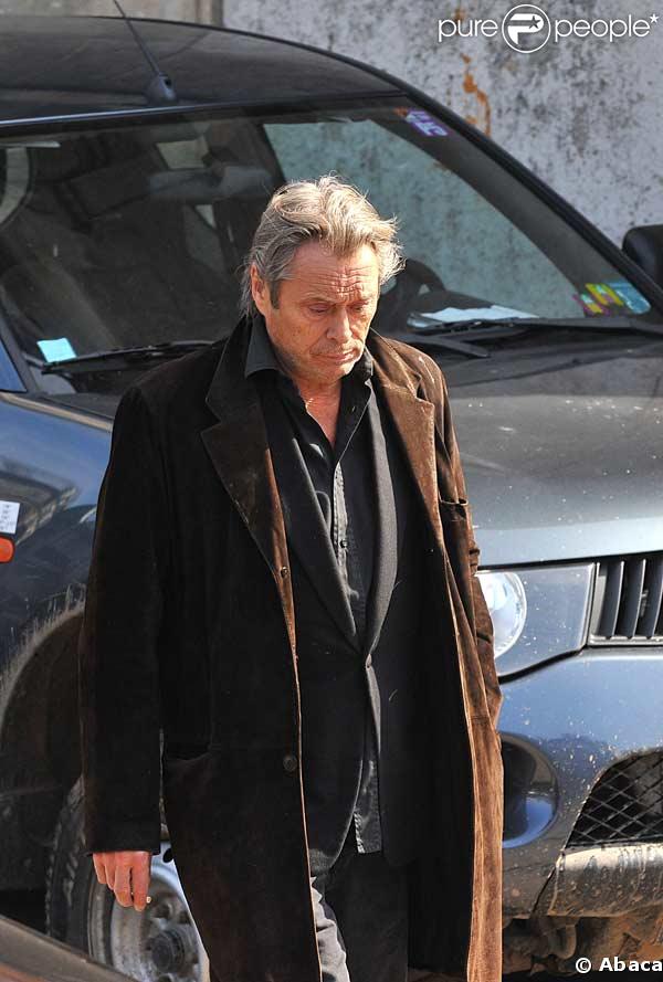 Patrick Bouchitey à la sortie de l'église