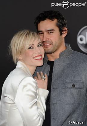 La chanteuse anglaise Natasha Bedingfield et son fiancé Matthew Robinson aux  American Music Awards 2008 en novembre 2008  