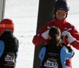 L'Infante Elena d'Espagne et ses deux enfants, Felipe et Victoria, sont à la station Baqueira Beret.