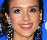 Jessica Alba, très en beauté et épanouie lors de la grande soirée Museum Dance 2009, à Central Park West, à New York, le 26 mars 2009 !