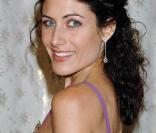 La scène de strip-tease de Lisa Edelstein !