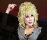 Dolly Parton lors de l'ouverture de la saison dans son parc d'attraction Dollywood dans le Tennessee le 27 mars 2009
