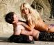 Shauna Sand, sexy en diable : en plein tournage d'un film érotique avec le nouvel homme de sa vie !