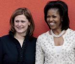 Michelle Obama et Sarah Brown se rendent au centre contre le cancer du Charing Cross Hospital