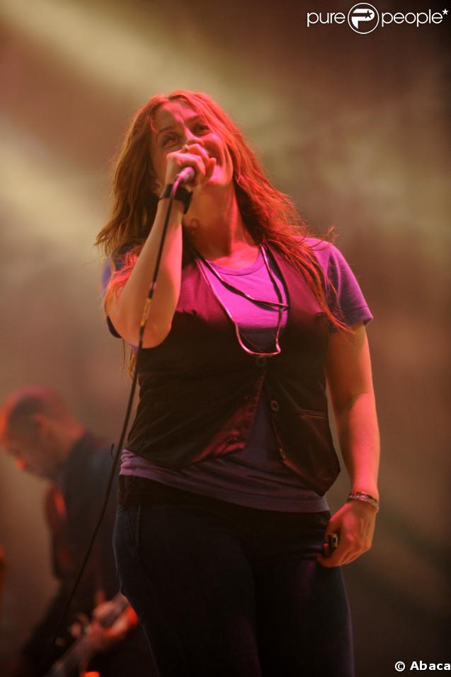 Alanis Morissette version XL