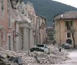 Dégats après le tremblement d'avril 2009 dans les Abruzzes en Italie