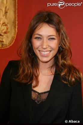Laura Smet is back !