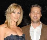 Jason Priestley et sa femme  Naomi Lowde en octobre 2006  