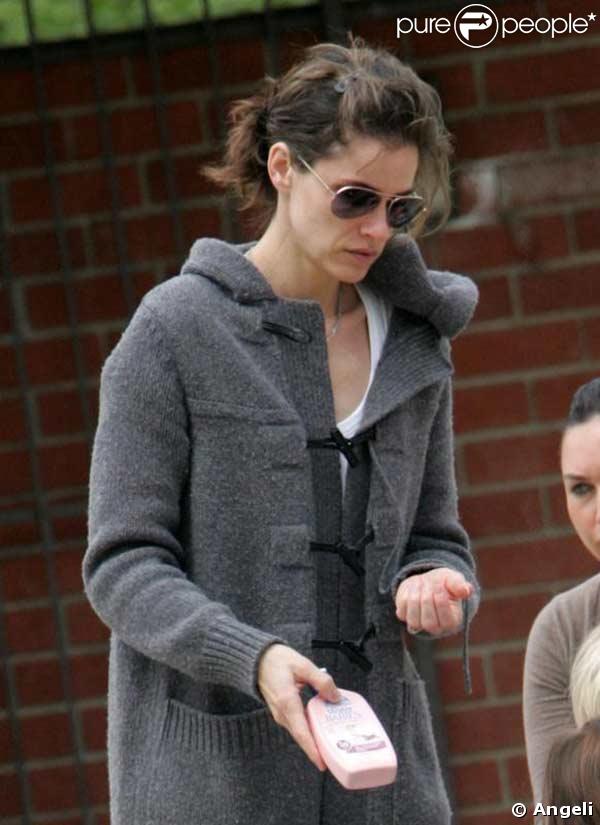 Amanda Peet passe l'après-midi au parc à Cold Water