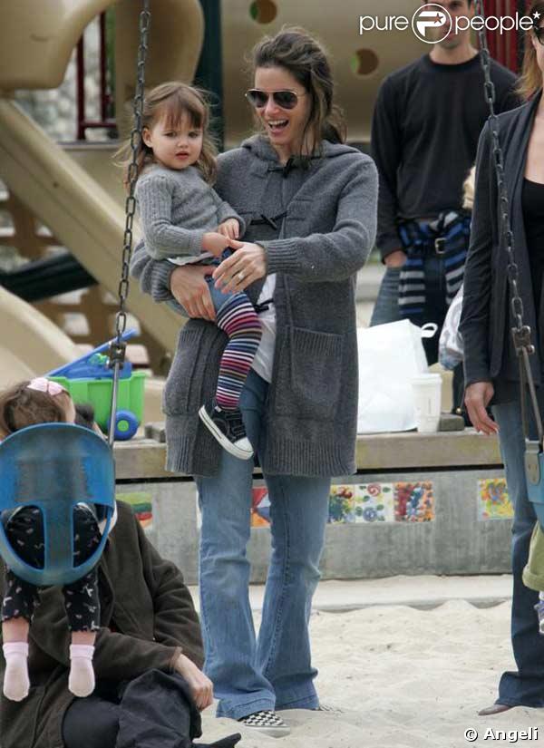 Amanda Peet passe l'après-midi au parc à Cold Water avec sa fille Frances Pen Benioff