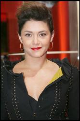 Emma De Caunes