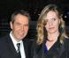  L'artiste roi du kitsch Jeff Koons et sa femme Justine  lors de la soirée Vanity Fair du festival du film de Tribeca à New York le 21 avril 2009