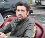 Patrick Dempsey est un véritable collectionneur de voitures. Parmi les nombreuses automobiles qu'il possède, il est particulièrement fan de cette Jaguar classique XK120. 