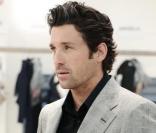 Patrick Dempsey symbolise le novo-casual, un type d'homme nouveau, qui reste lui-même en toutes circonstances. A 43 ans, l'interprète de Derek Sheperd dans Grey's Anatomy fait rêver les femmes du monde entier. 