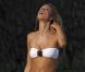 Marisa Miller... Juste divine ! Peau dorée et corps de rêve, un duo de choc ! 