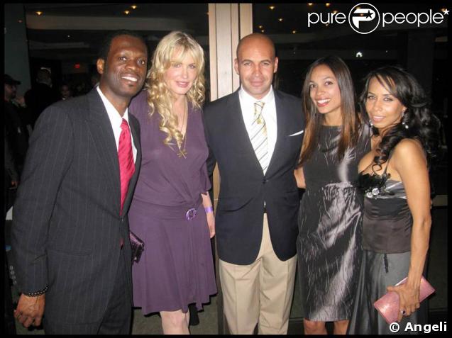 Pras Michel des Fugees, Daryl Hannah, Billy Zane et Rosario Dawson et Claudine Oriol lors de la réception en l'honneur des First ladies of Africa à West Hollywood le 20 avril 2009 