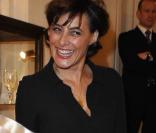 Inès de la Fressange aide une association pour les enfants