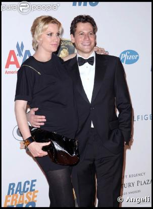Alice Evans enceinte et Ioan Gruffudd, lors du 16e Annual Race to Erase, qui s'est tenu dans l'enceinte du très luxueux Hyatt Regency, à Century City, au nord de Los Angeles, le 8 mai 2009 !