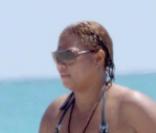 La rappeuse Queen Latifah sur la plage de Miami le 8 mai, elle assume ses formes en maillot de bain !