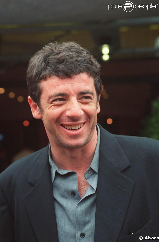 Les années passent, Patrick a toujours le sourire aussi séduisant... Et il vient toujours à Roland Garros, ici en juin 2000. 