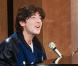 En blouson de motard, Patrick Bruel chante avec Sophie Marceau à la télévision en 1984