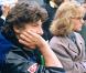 Toujours avec son blouson de biker, Patrick affiche déjà sa passion pour le tennis, ici à Roland Garros aux côtés de Nathalie Baye, en juin 1986.