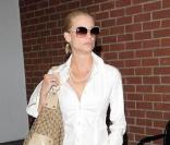 Nicolette Sheridan à la sortie de chez son esthéticienne à Beverly Hills le 12 mai 2009
