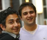 Les réalisateurs Eric Toledano et Olivier Nakache pour la première du film Tellement Proches à Lille le 12 mai 2009