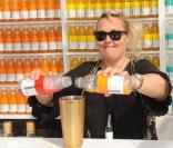 Valérie Damidot à la plage  Vitamin Water  à Cannes lors du 62ème Festival du Film de Cannes.