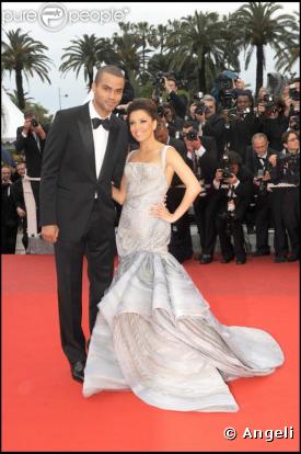 Eva Longoria et Tony Parker, un couple de toute beauté lors de la montée des marches pour le film Bright Star, le 15 mai 2009