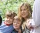Jennifer Aniston, entourée d'enfants : une vraie envie d'être maman ?