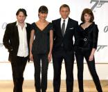 Les premières photos de l'équipe du prochain James Bond, Quantum of Solace: Mathieu Amalric, Olga Kurylenko, Daniel Craig et Gemme Arterton
