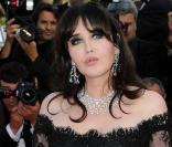 Isabelle Adjani lors de la montée des marches du film  Coco Chanel et Igor Stravinsky  durant le Festival de Cannes 2009