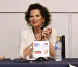 Claudia Cardinale au salon du livre madrilène (Espagne)