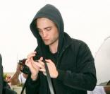 Robert Pattinson à l'aéroport de Los Angeles le 1er juin 2009