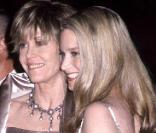 Bridget Fonda est une actrice de talent, qui s'est certes inspirée de l'expérience de son papa Henry, mais également de sa tante Jane, dont elle est très proche. 