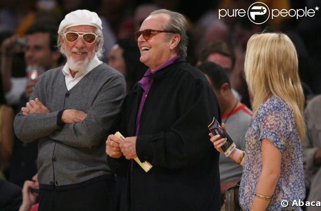 Donald Sutherland, Jack Nicholson durant un match des finales NBA au Staples Center de Los Angeles le 4 juin 2009