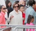 Michelle Obama hier avec sa mère et ses filles lors d'une visite de la Tour Effeil