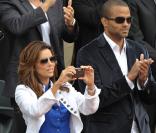 Les couples Tony Parker/Eva Longoria et Bixente Lizarazu/Claire Keim à fond dans le tennis...  