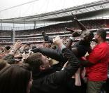 Akon lors du Summertime Ball organisé par la radio londonienne 95.8 Capital FM