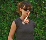 Jennifer Garner quand elle avait le temps de prendre soin d'elle... Des jambes parfaites, un look féminin mais décontracté, la bonne attitude assurée ! 