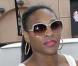 Serena Williams : elle adore le shopping... tout en frimant avec sa Bentley rouge !