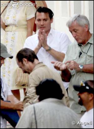 Johnny Depp luisant et bouffi sur le tournage de The Rum Diary, à Porto Rico