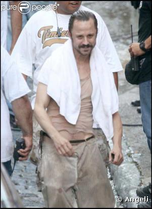 Giovanni Ribisi perd son pantalon sur le tournage de The Rum Diary, à Porto Rico