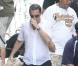 Johnny Depp fait une pause sur le tournage de The Rum Diary, à Porto Rico