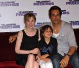 Isabelle Carré, Max Clavelly  et Vincent Elbaz pour la promotion au Grand Rex à Paris du film Tellement Proches le 14 juin 2009