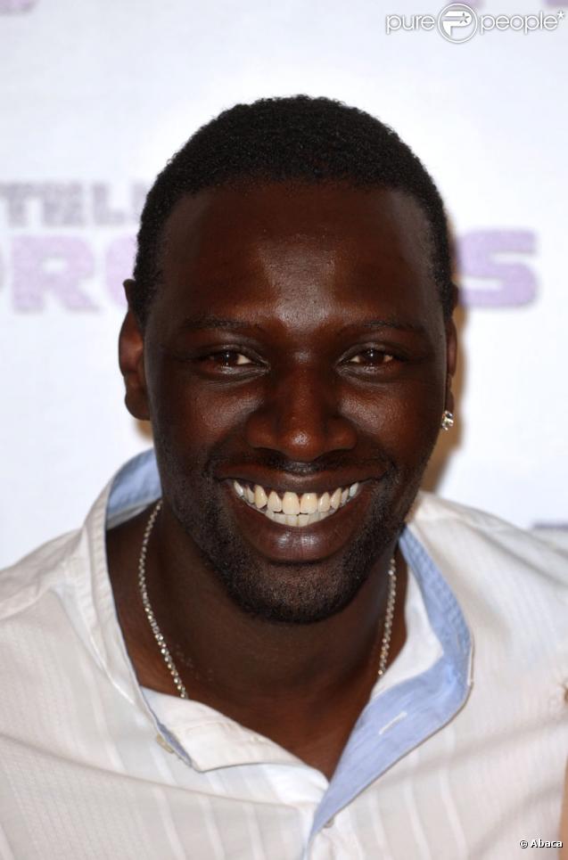 Omar Sy pour la promotion au Grand Rex à Paris du film Tellement Proches le 14 juin 2009