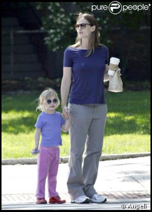 Jennifer Garner et sa fille Violet en promenade, dans Boston