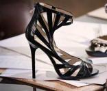 Chaussures de la collection Jimmy Choo pour H&M 